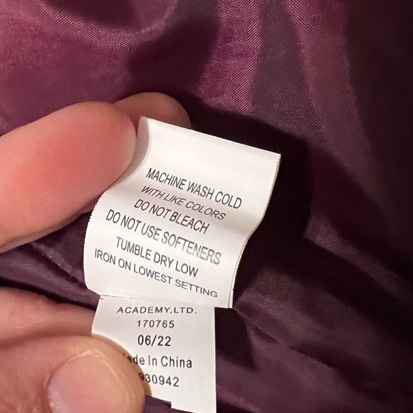 Woman’s XXL Magellan Outdoor classic fit vest - Picture 12 of 12